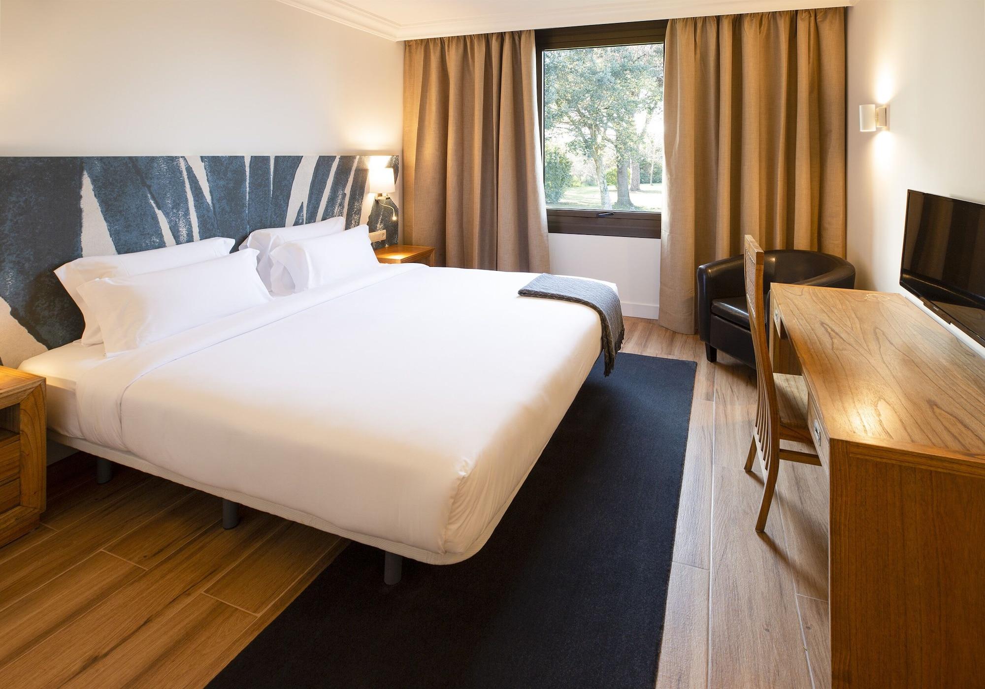 Hotel Eden Park By Brava Hoteles Riudellots de la Selva ภายนอก รูปภาพ